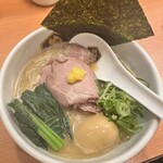 真鯛らーめん 麺魚 新橋店 - 特製　濃厚真鯛ラーメン　1350円