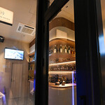 BRIDGE THE LOUNGE - 店舗入口