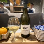 オステリア マンジャーレ - 魚料理に合う白ワイン