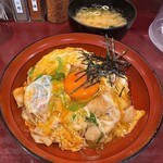 笑卵 - 極上親子丼(850円)