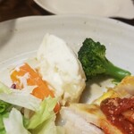 キッチン ブルー グローブ - ポテサラも美味いです