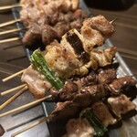 秘伝手羽先唐揚げと地鶏 焼き鳥 和個室 居酒屋 鳥心 - 