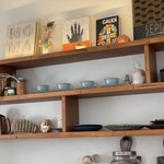 aiwo white junk food - 内観