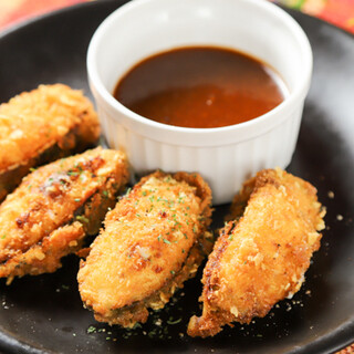 多彩なドリンクメニューとやみつきサイドメニューで乾杯！