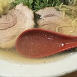 Yokohama Hommarutei - 二日酔いの胃袋に沁みる淡麗塩スープ