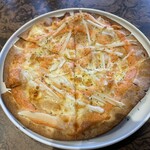 CAFE&BAR FeRna - 明太マヨのクリスピーピザ