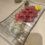 牛刺しと焼肉 仔虎 - 