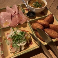 マヌエル タスカ ド ターリョ 丸の内店 - 