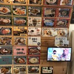 和の湯 - 壁の写真付きメニュー表　右側