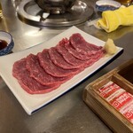 桜なべ　みの家 - 肉さし