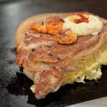 象屋 - カリッカリの豚バラ と カリッと焼かれた えび
      おまけかな？