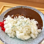 伊予灘サービスエリア（上り線）スナックコーナー・フードコート - 料理写真:カレー800円税込