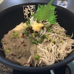 江之島亭 - しらす丼　生と釜揚げのハーフ&ハーフ
