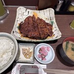 名古屋名物 みそかつ 矢場とん - 