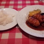 IZAKAYA kidor - Ｃランチ（鶏モモ肉のパン粉焼　デミグラスソース 500円）