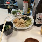 郷土料理 かずみ - 遅い時間なので、あるもの少しでいいと話したけど、ほとんどでてきた