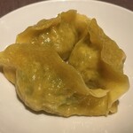 ゴールデンタイガー - ④エビニラ餃子（3個） 600円
