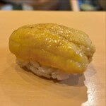 鮨駒 - 紫雲丹(青森) 握り