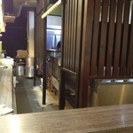 栗ちゃんラーメン - 厨房方向。