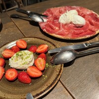 オービカ モッツァレラバー 梅田店 - 
