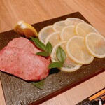 すすきの焼肉きらく - 