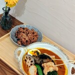 Surrender - ■チキンと有機野菜のスープカレー