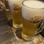 まるたんや - まずは生ビールで乾杯