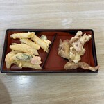 そば処 太郎亭 - マカロニサラダ　鶏皮天