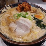 北海道らーめん みそ熊 - 特・味噌ラーメン@980円