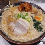 北海道らーめん みそ熊 - 特・味噌ラーメン@980円