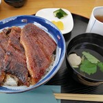 つたや - 中丼(2200円）