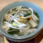 花火 - 白モツ　モツなの？って思うくらい柔らか食感で臭味は全くなし。塩味なのでアッサリ頂けます。