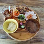 ごはんとおそうざい LINDA - ごはんの朝食セット(ご飯少なめ)