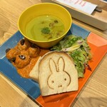 Miffy cafe tokyo - 