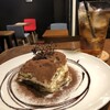 小さなカフェ Malk 栄店