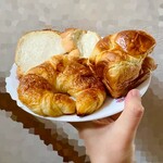 ブーランジェリ･エ･カフェ　オブジェ - お持ち帰りパン♡ソフト食パン♡クロワッサン♡はちみつレモンのパン♡ ソフト食は何も付けずそのまま食べても美味しい！小麦と素材本来の甘みがあります♡大好き♡