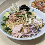 ITOCHU SDGs STUDIO RESTAURANT 星のキッチン - 福味鷄と雑穀のサラダ 1,600円(トッピング後)