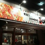 PIZZA DINING JOYs - 入り口