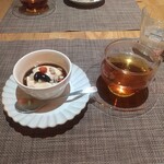 Fu-fu shisen - 豆花らかんかシロップと中国茶