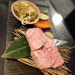 Yakiniku Ushiwa - 