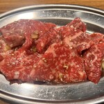 焼肉 東京パンチ - 赤身切り落とし1,680円