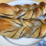 ルナ・パン - ねじねじ
