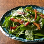 Savory chicken and spinach salad