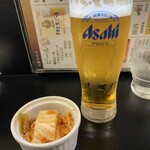 Daikoku - キムチはサービス、食べ放題だけど2皿いただく