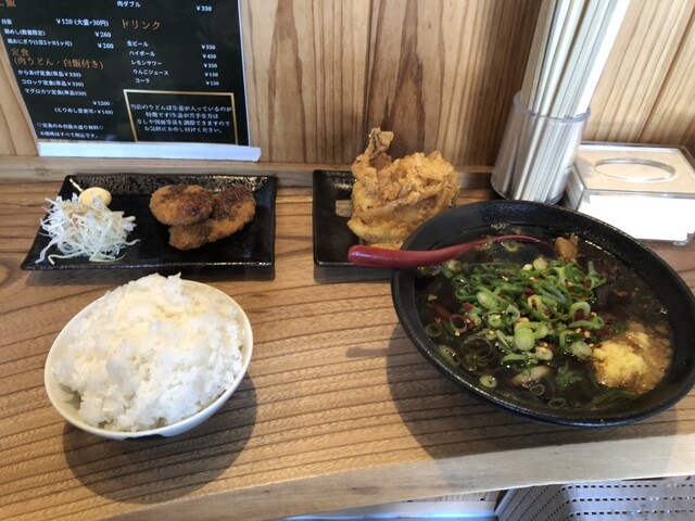 小倉名物肉うどんけんちゃん>