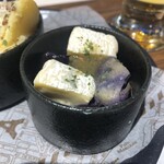 Wallace Brothers Cheese Bar - 茄子カマンベールマリネ