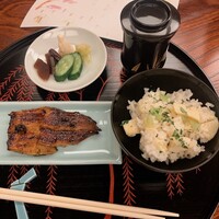 美濃吉本店 竹茂楼 - 