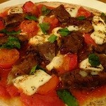 串酒場チチカブ - 絶品★やわらかチャーシュートマトピザ：780円('13.02月)