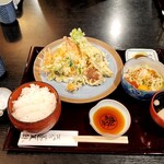 あつた蓬莱軒 - 