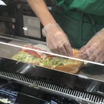サブウェイ - 料理写真:素早く組み立て